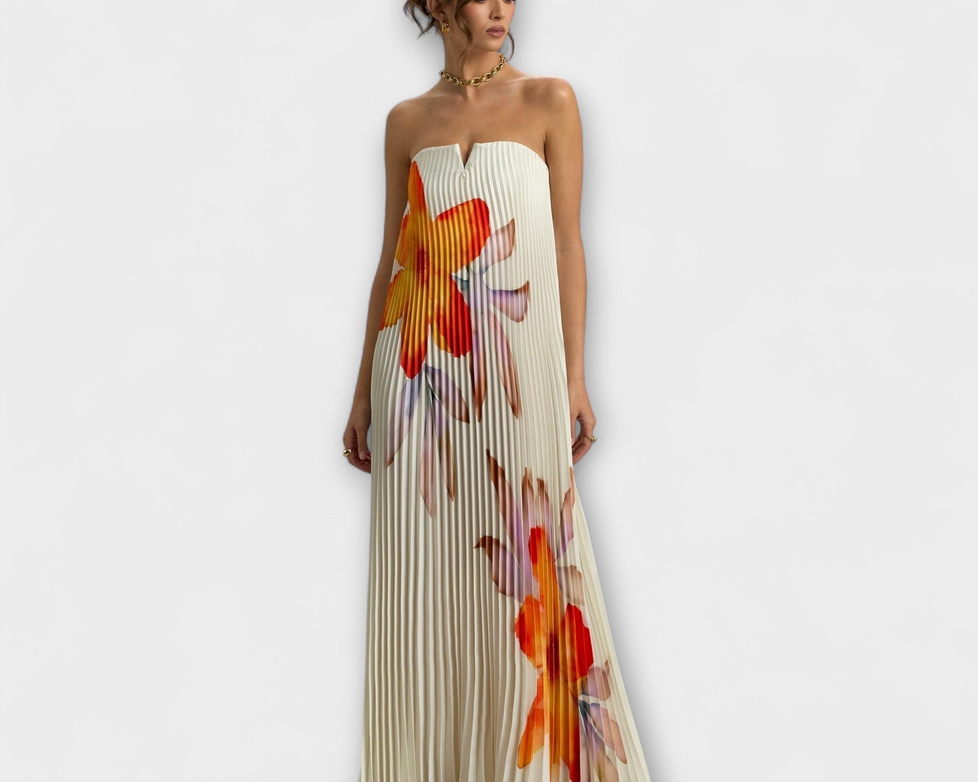 Michelle - Sweetheart Maxi Dress in Orange Floral