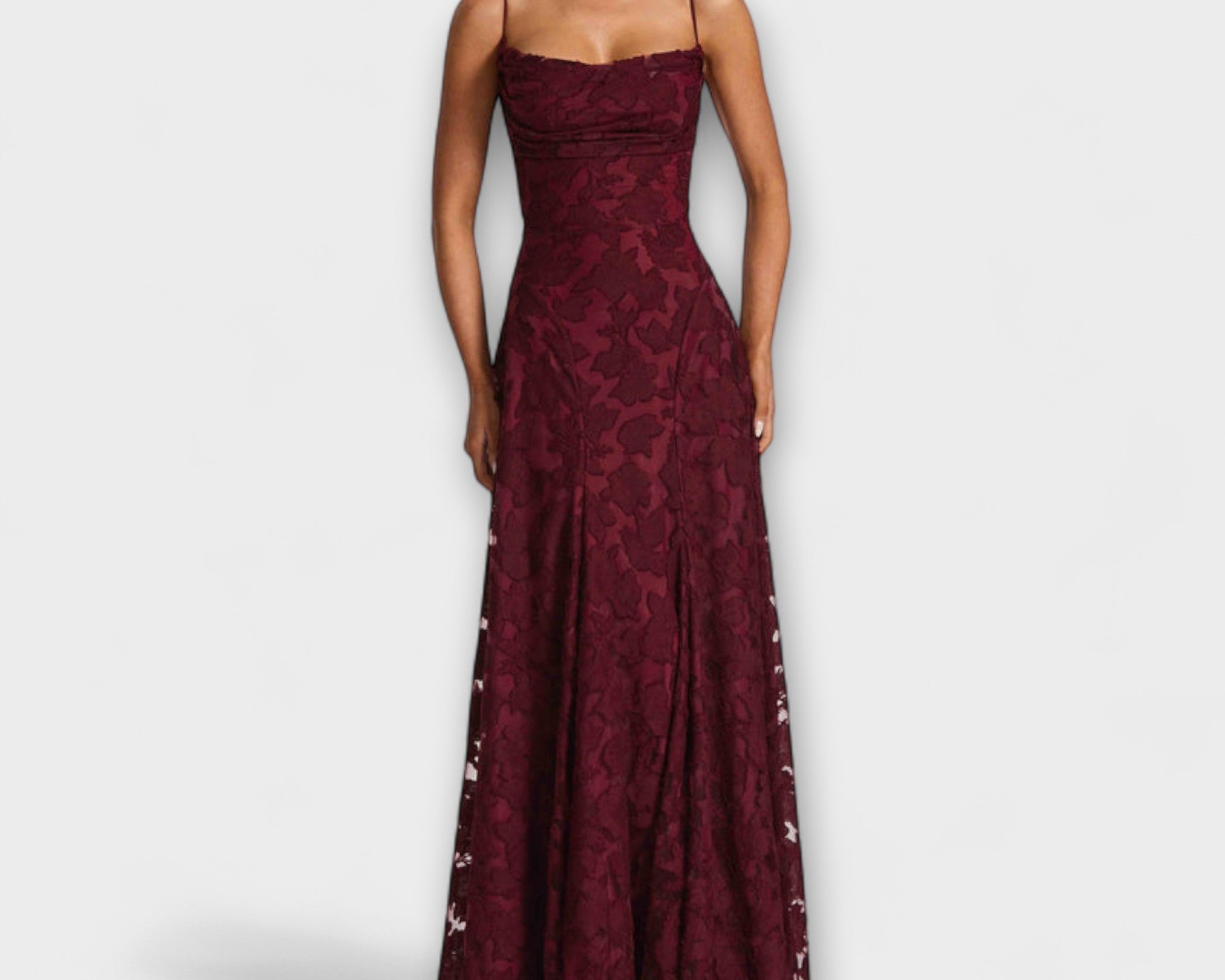 Kairi - Stylish Maxi Dress with Floral Lace and Spaghetti Straps