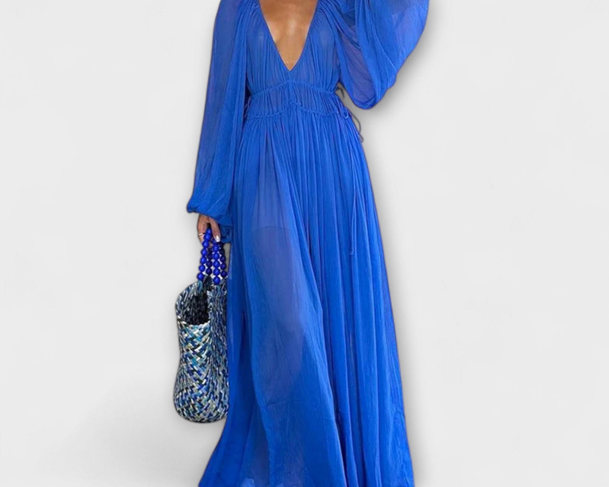 Elegant pleated dress with long sleeves