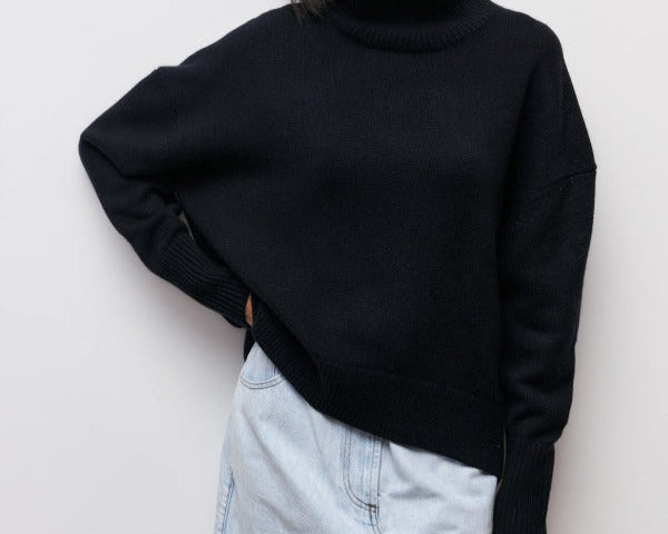 Katrielle – Elegant Turtleneck for Women
