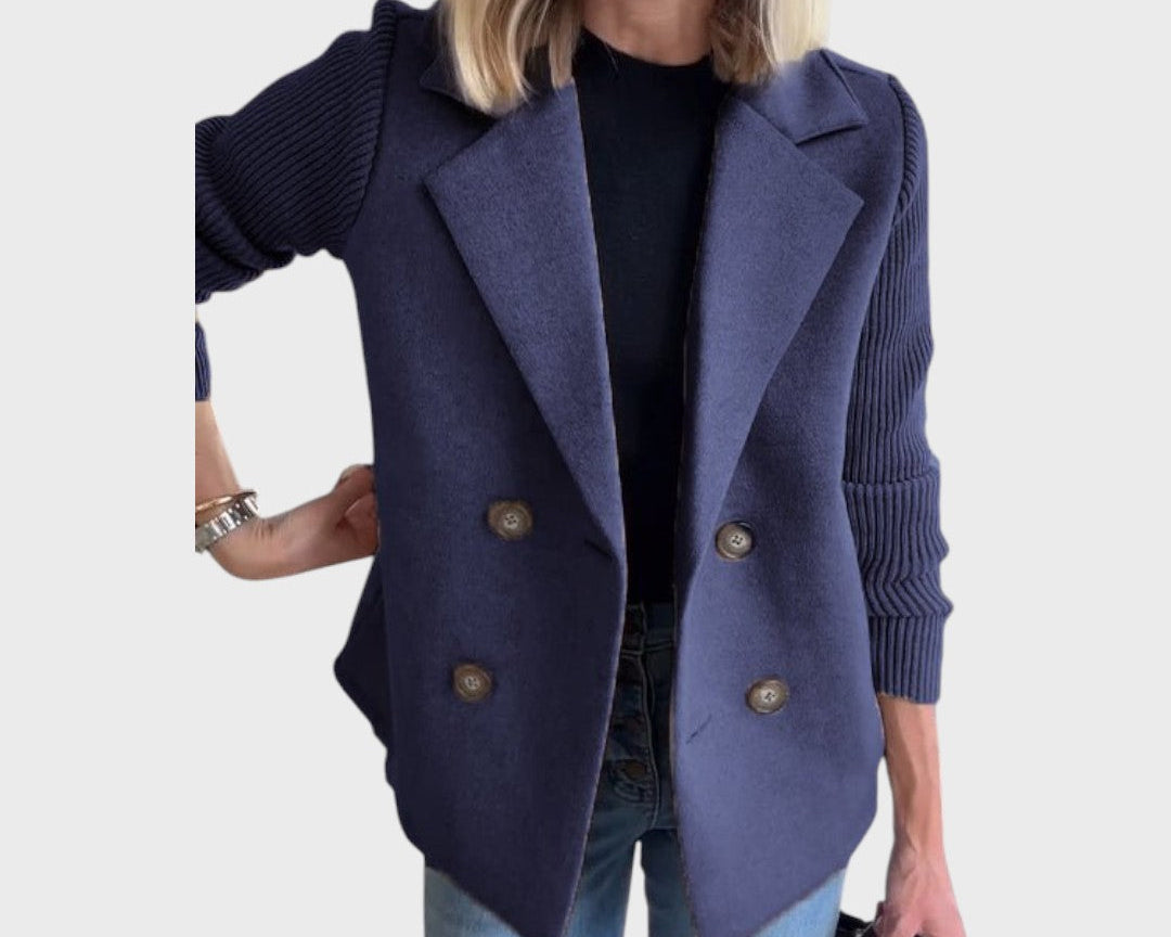 Emma – Elegantní blazer s úpletem na rukávech