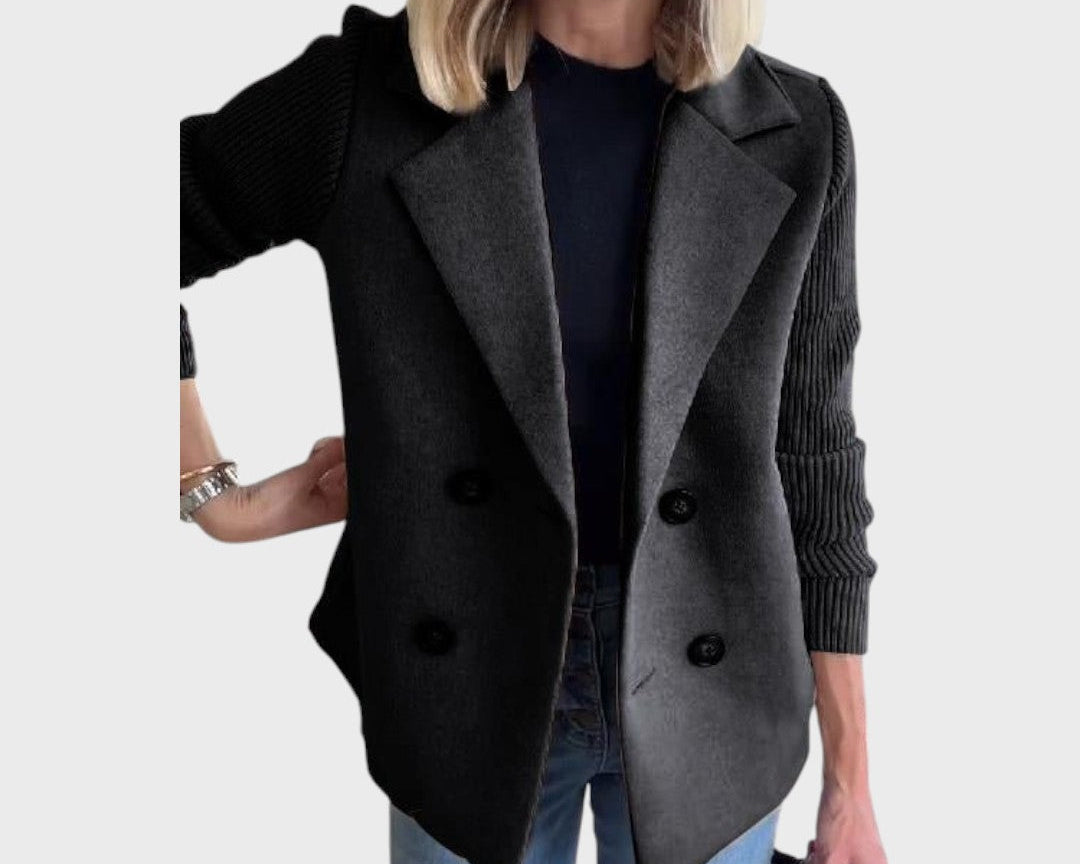 Emma – Elegantní blazer s úpletem na rukávech