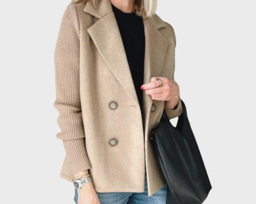 Emma – Elegantní blazer s úpletem na rukávech