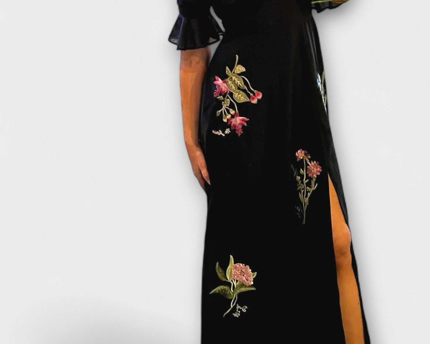 Beatrice - Elegantní modro-námořnické šaty s květinovou výšivkou
