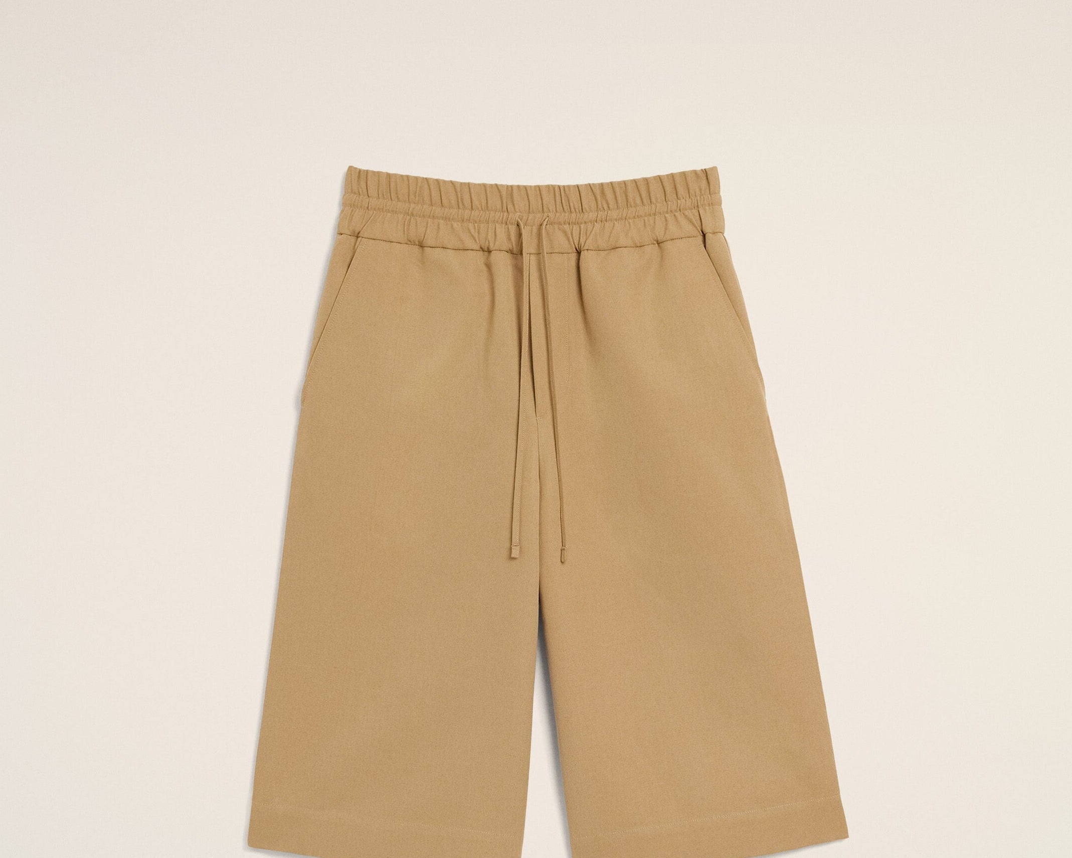 Bermuda beige large élastiqué en coton et lin
