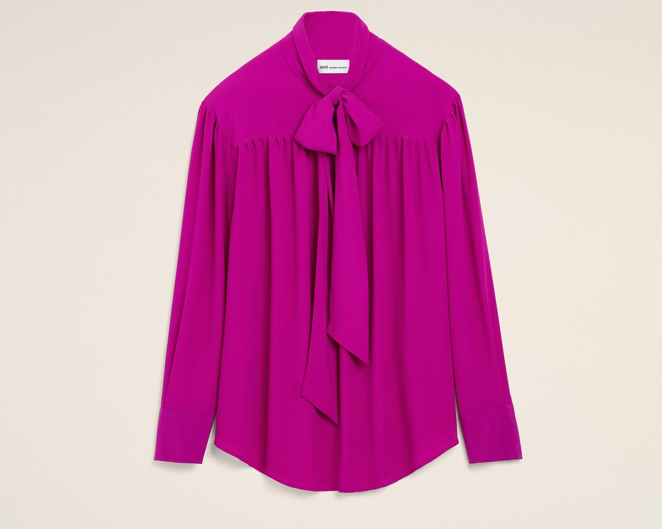 Blouse violette lavallière en soie mélangée