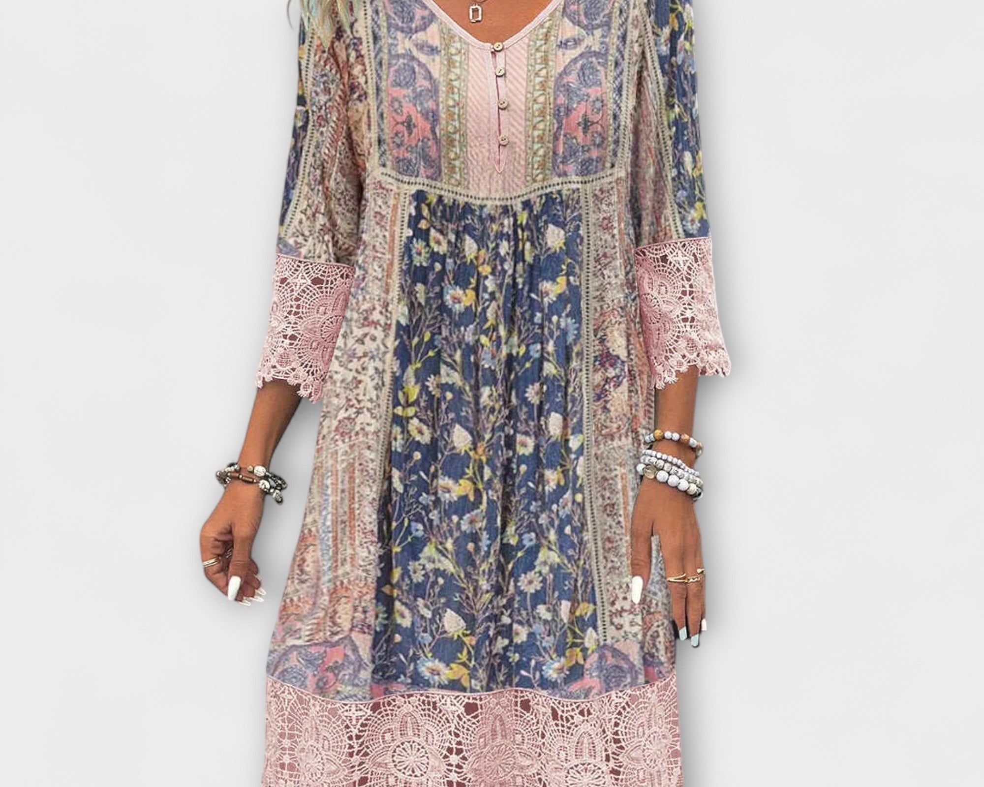 Casey - Boho šaty s krajkou a vintage květinovým vzorem