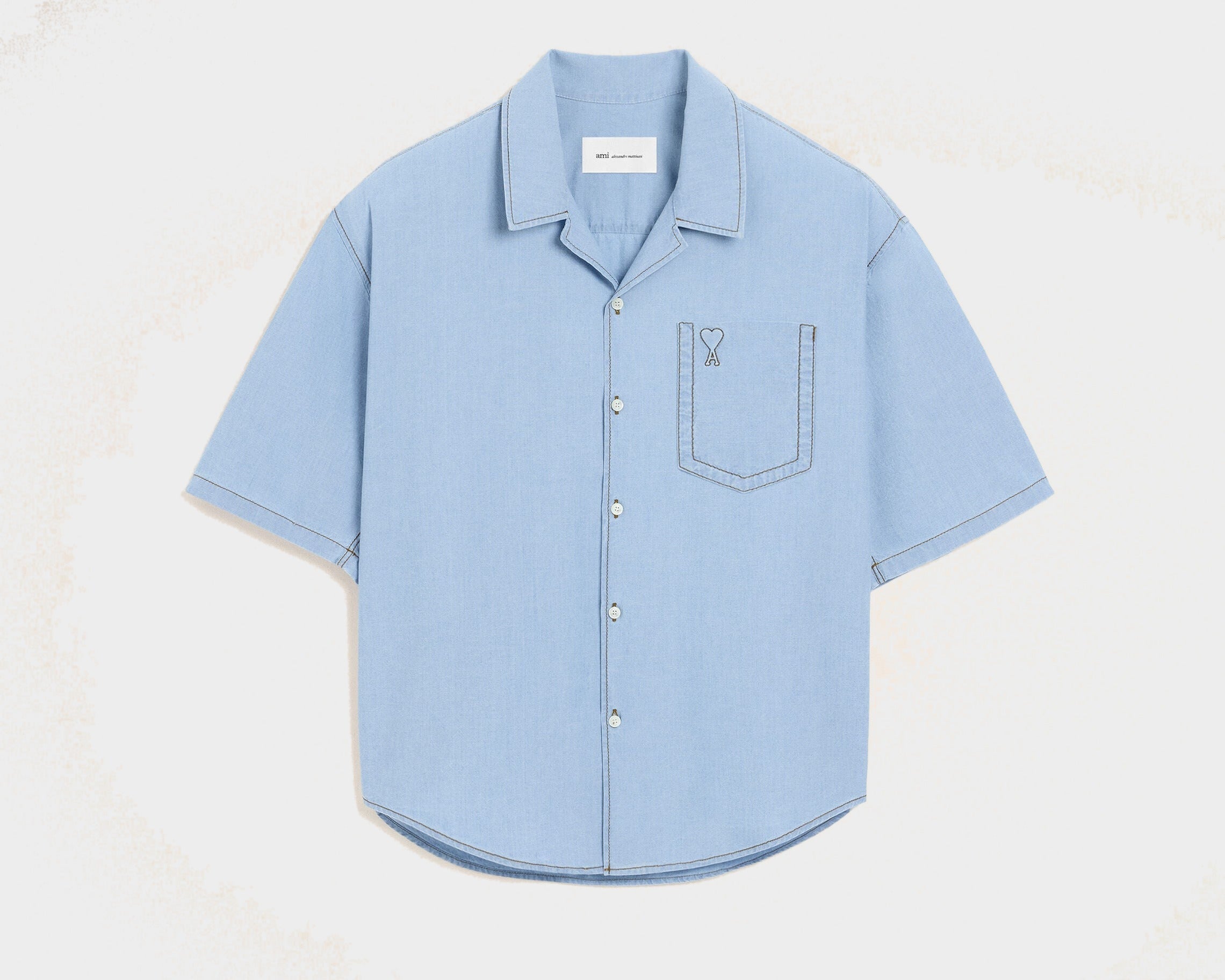 Chemise boxy bleue en coton manches courtes Ami de Coeur embossé