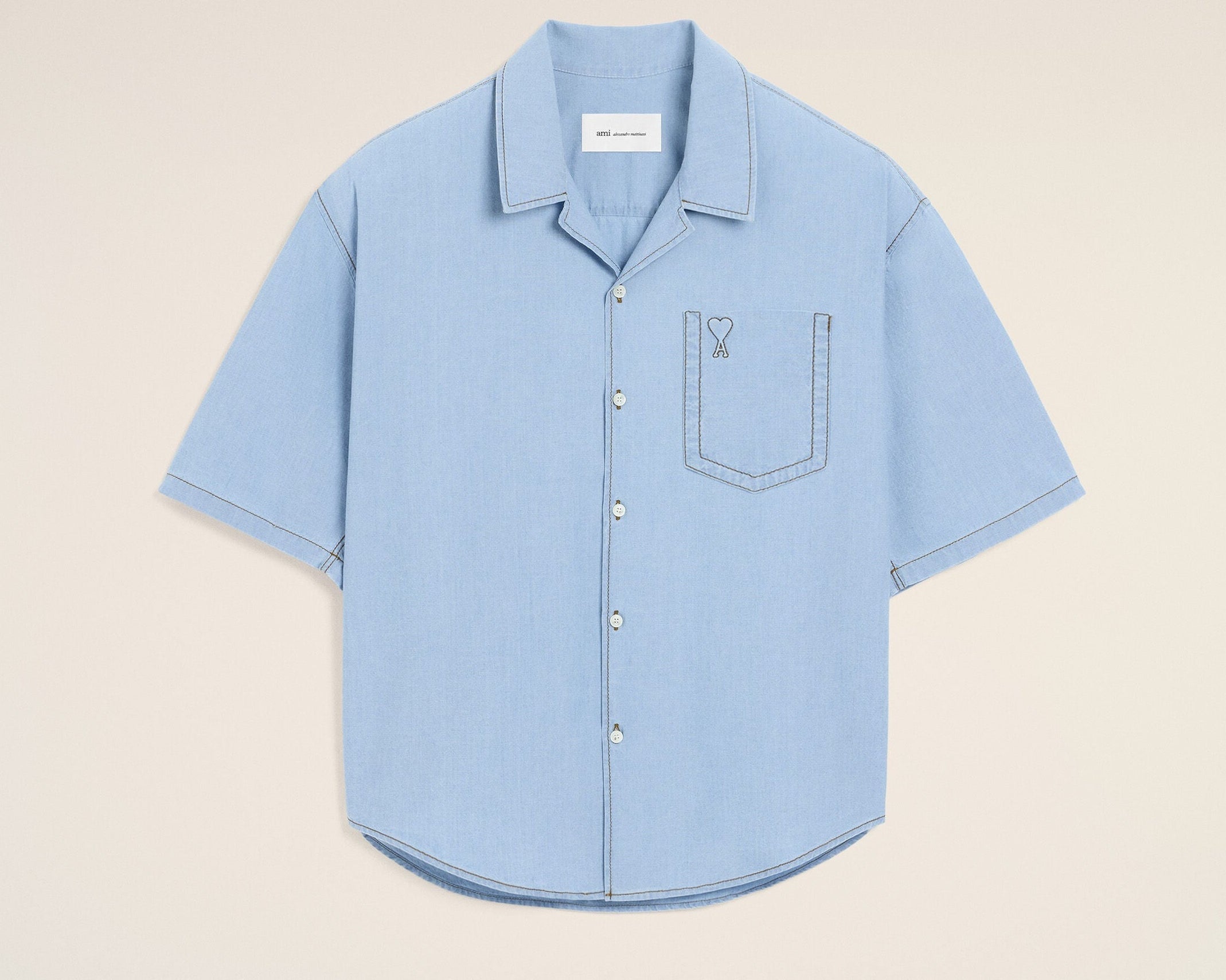Chemise boxy bleue en coton manches courtes Ami de Coeur embossé