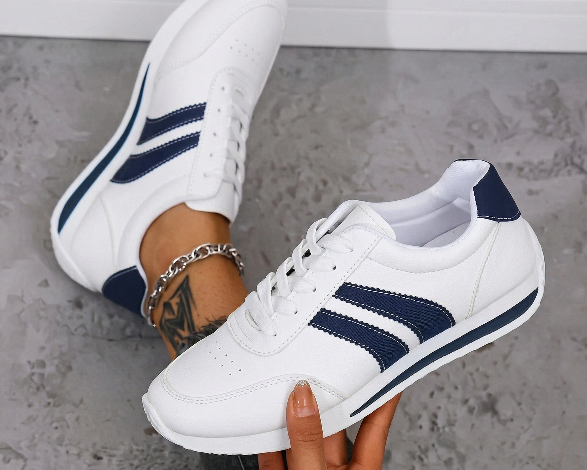 Frankie™ Lightweight Orthopedic Sneakers