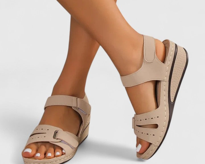 Guinevere™ | Ortopedické sandály