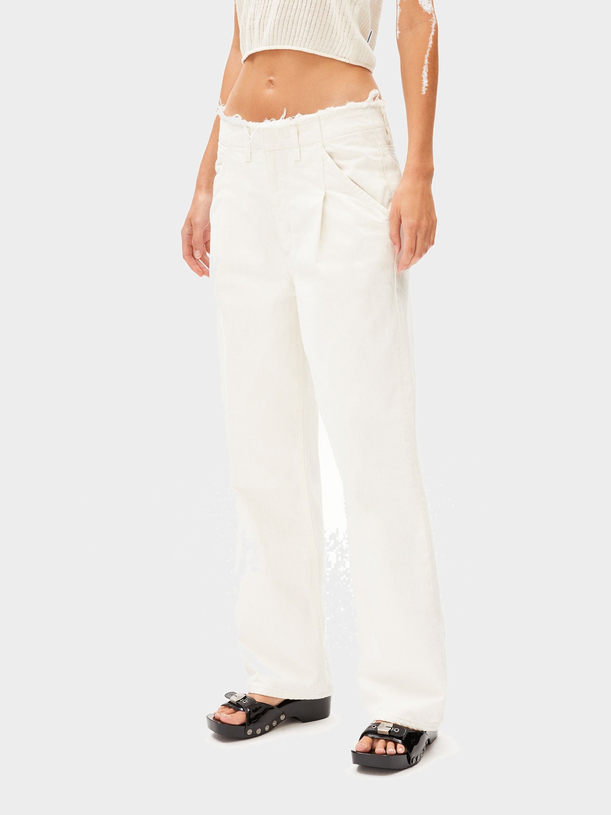 HAAYI DETAIL | white