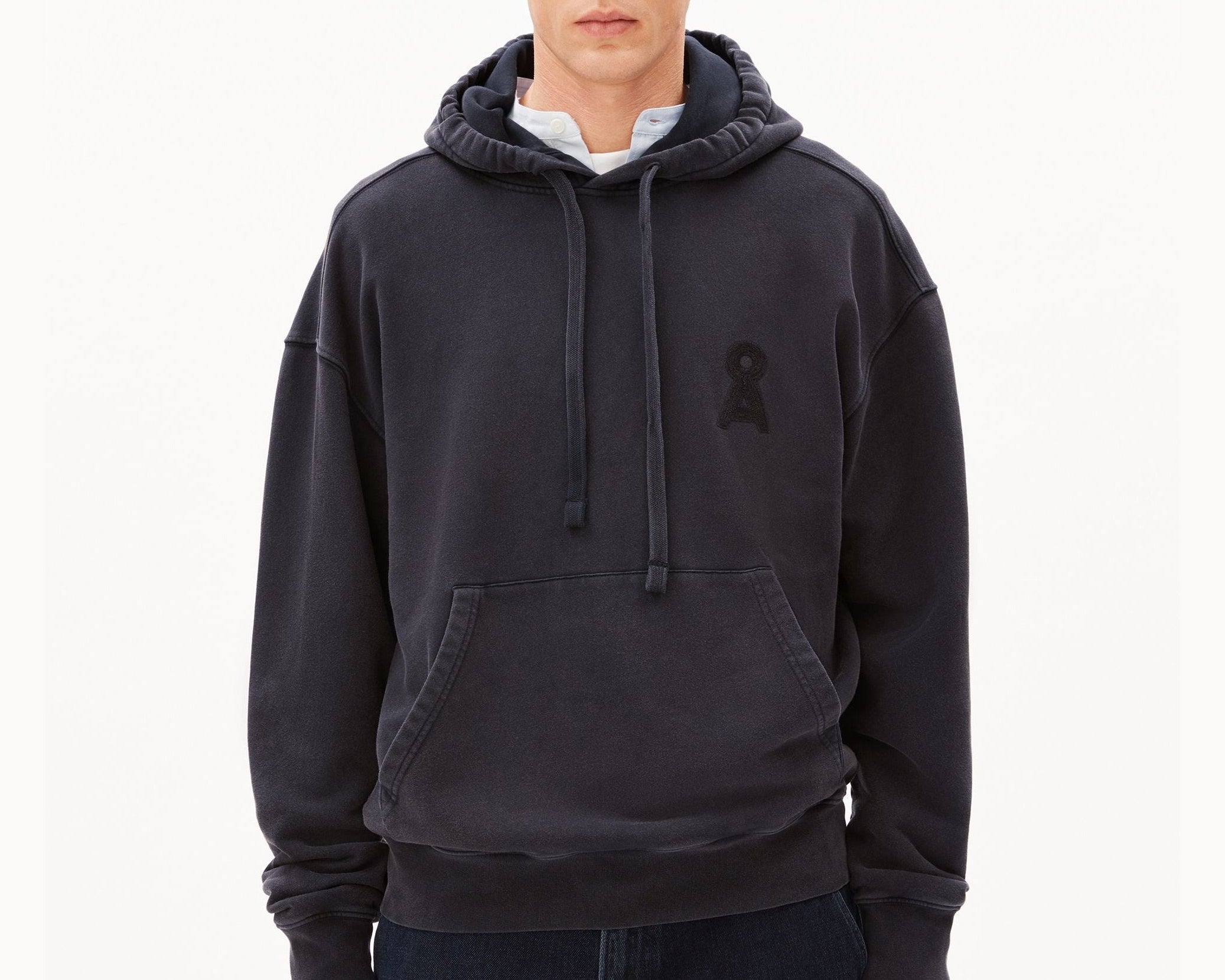 ICONIC Å GMT DYE HOODIE | black washed