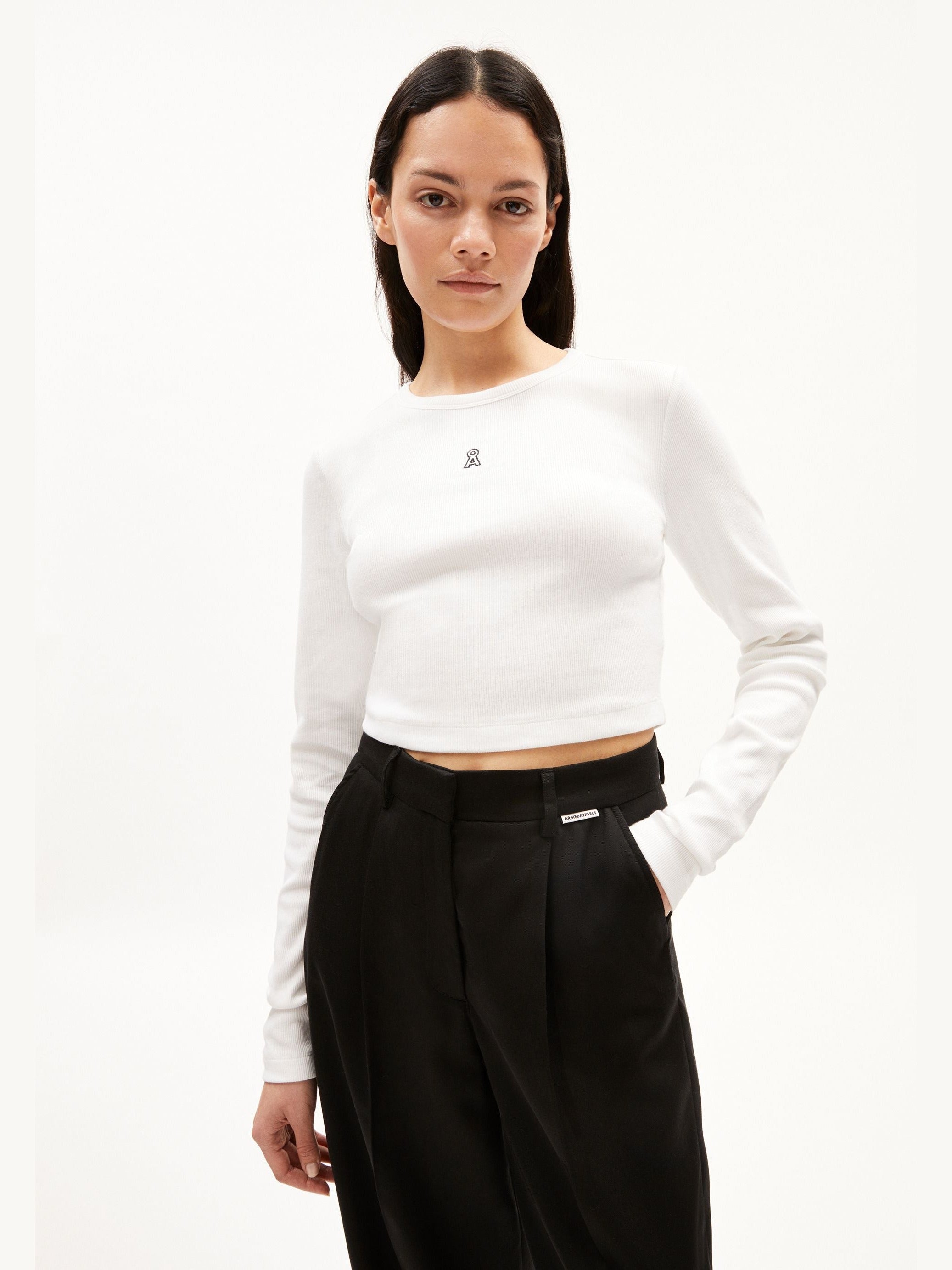JAALITAA LOGO | white