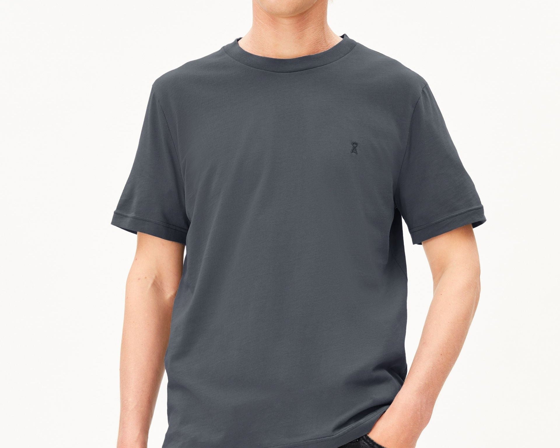 JAAMES T-SHIRT | moonshadow