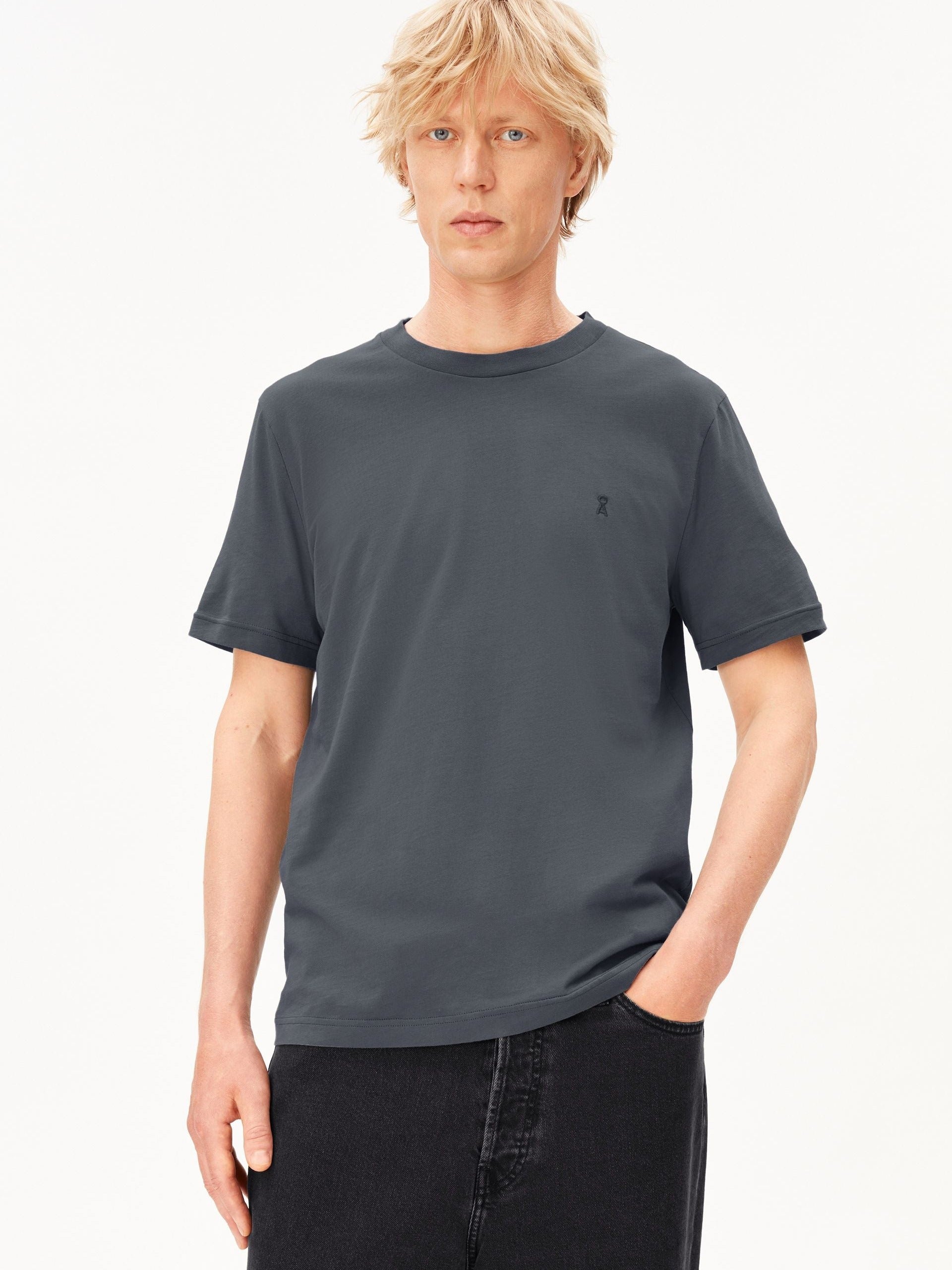 JAAMES T-SHIRT | moonshadow