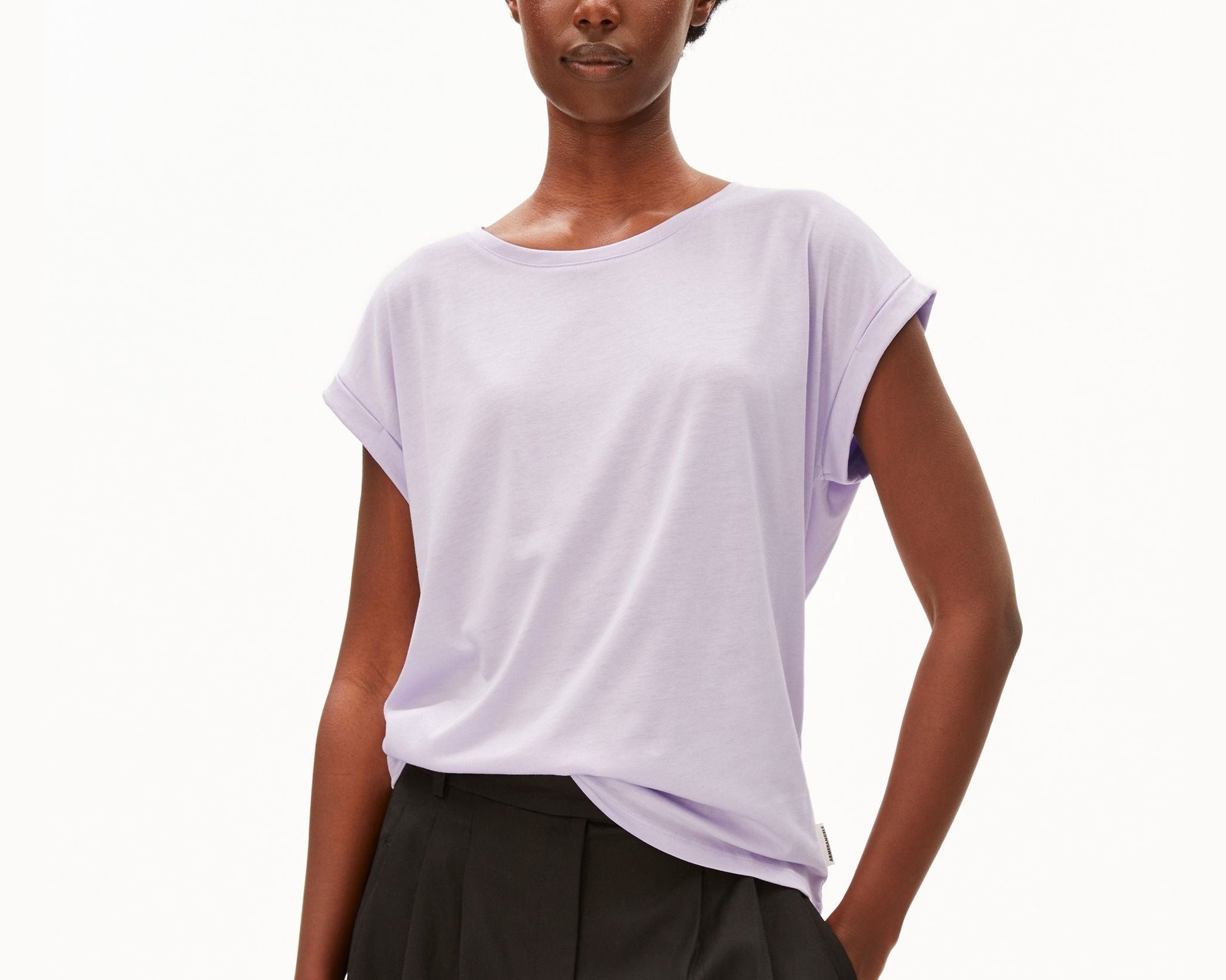JILAANA T-SHIRT | moonlit lilac