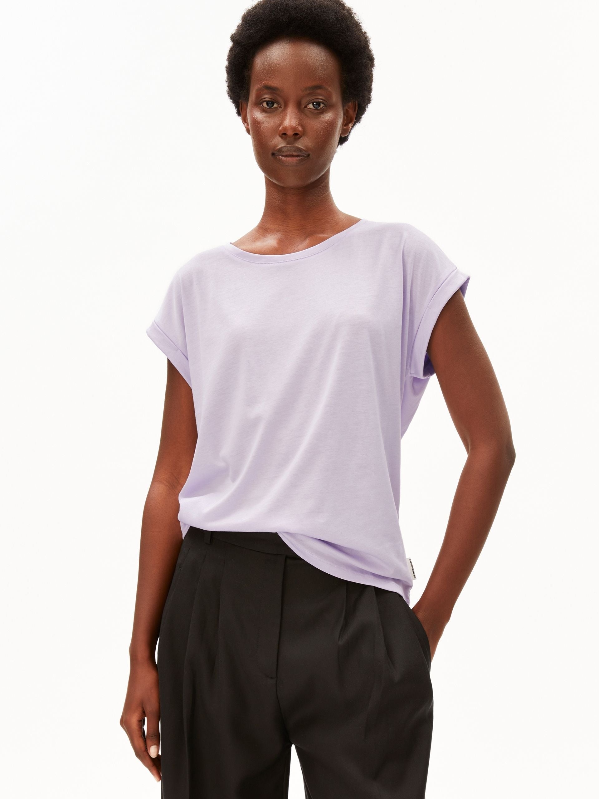 JILAANA T-SHIRT | moonlit lilac