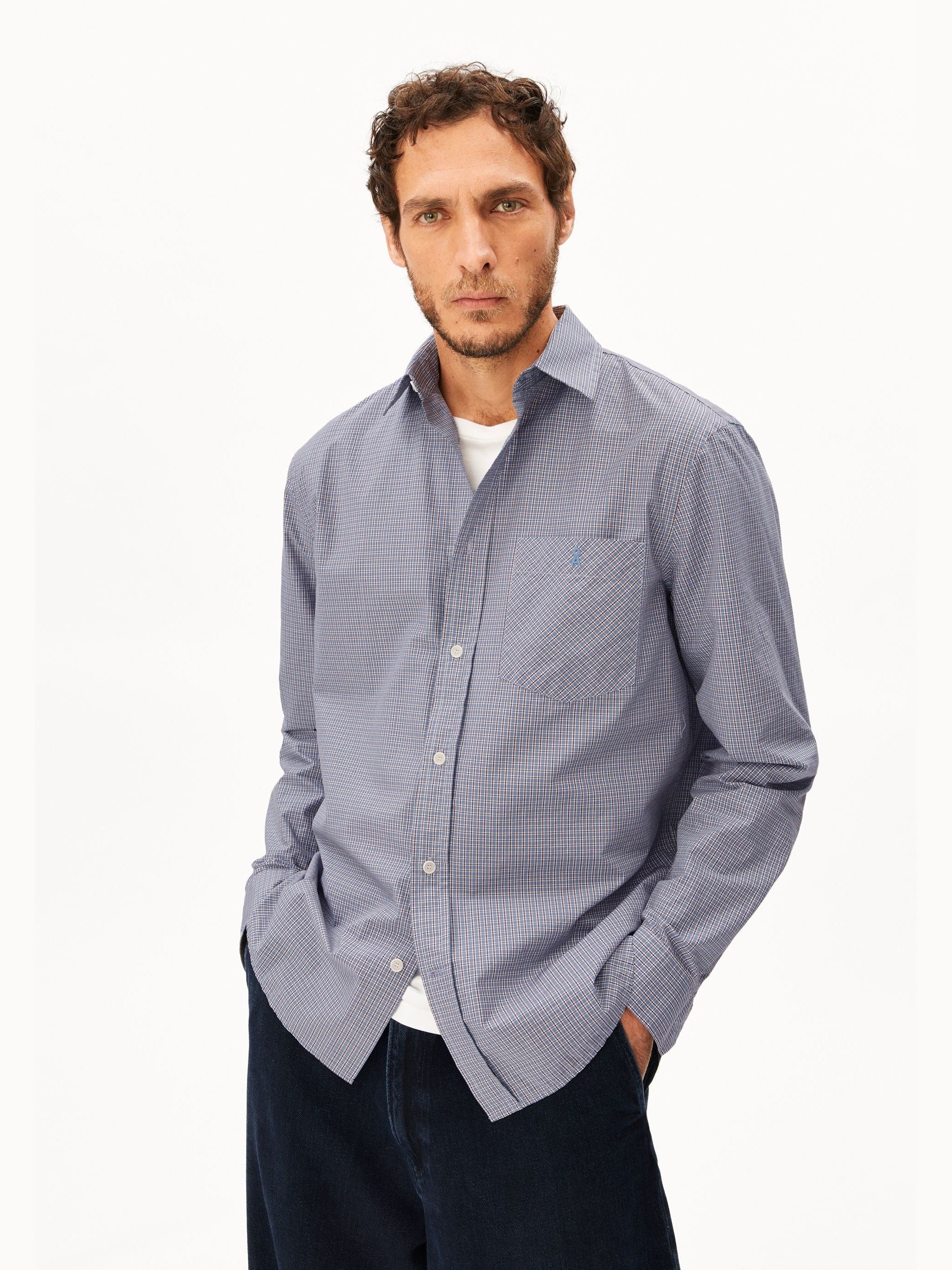 KARIERTES LANGARMHEMD | tinted navy