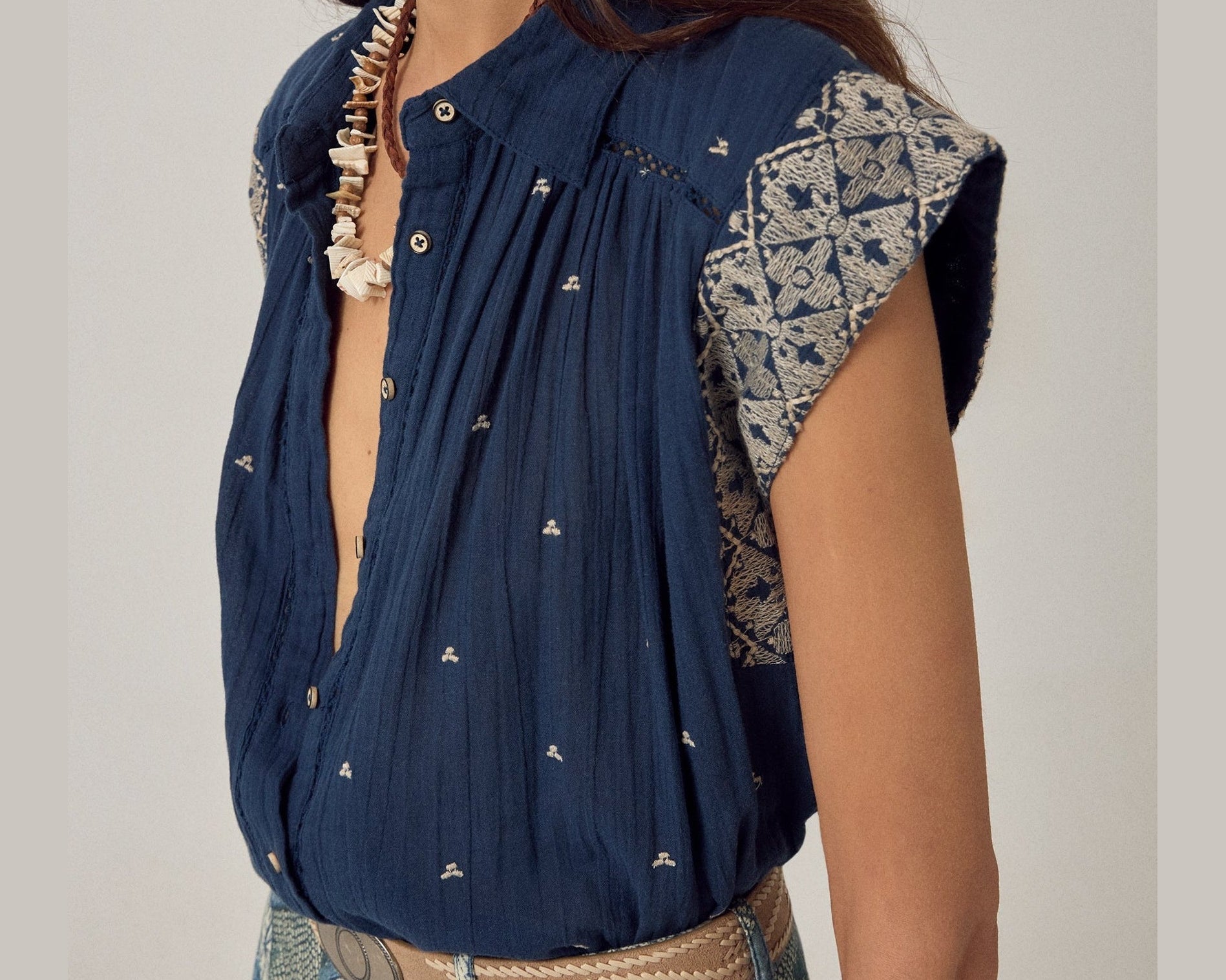 Karina Sleeveless Shirt