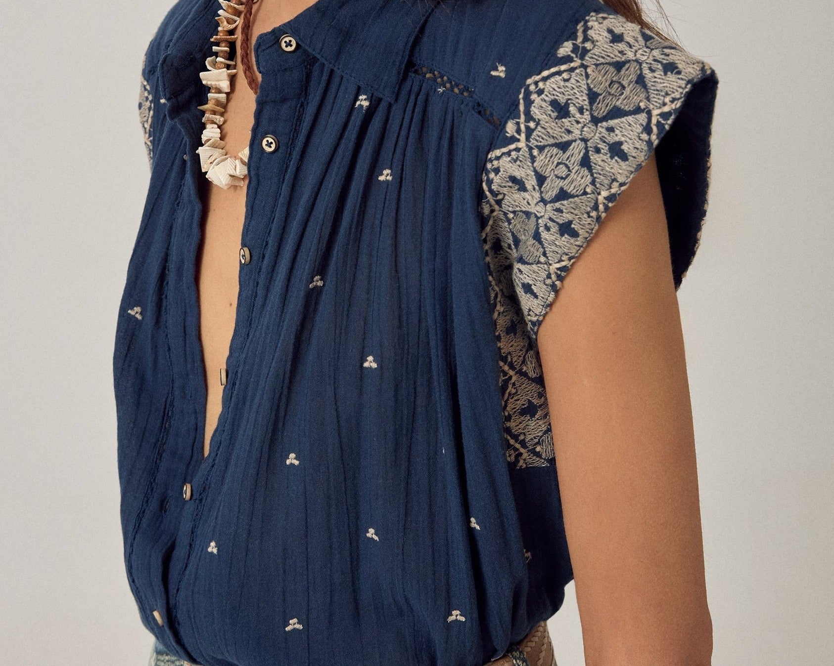 Karina Sleeveless Shirt