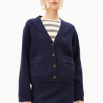 KOMPAKTE STRICKJACKE | tinted navy