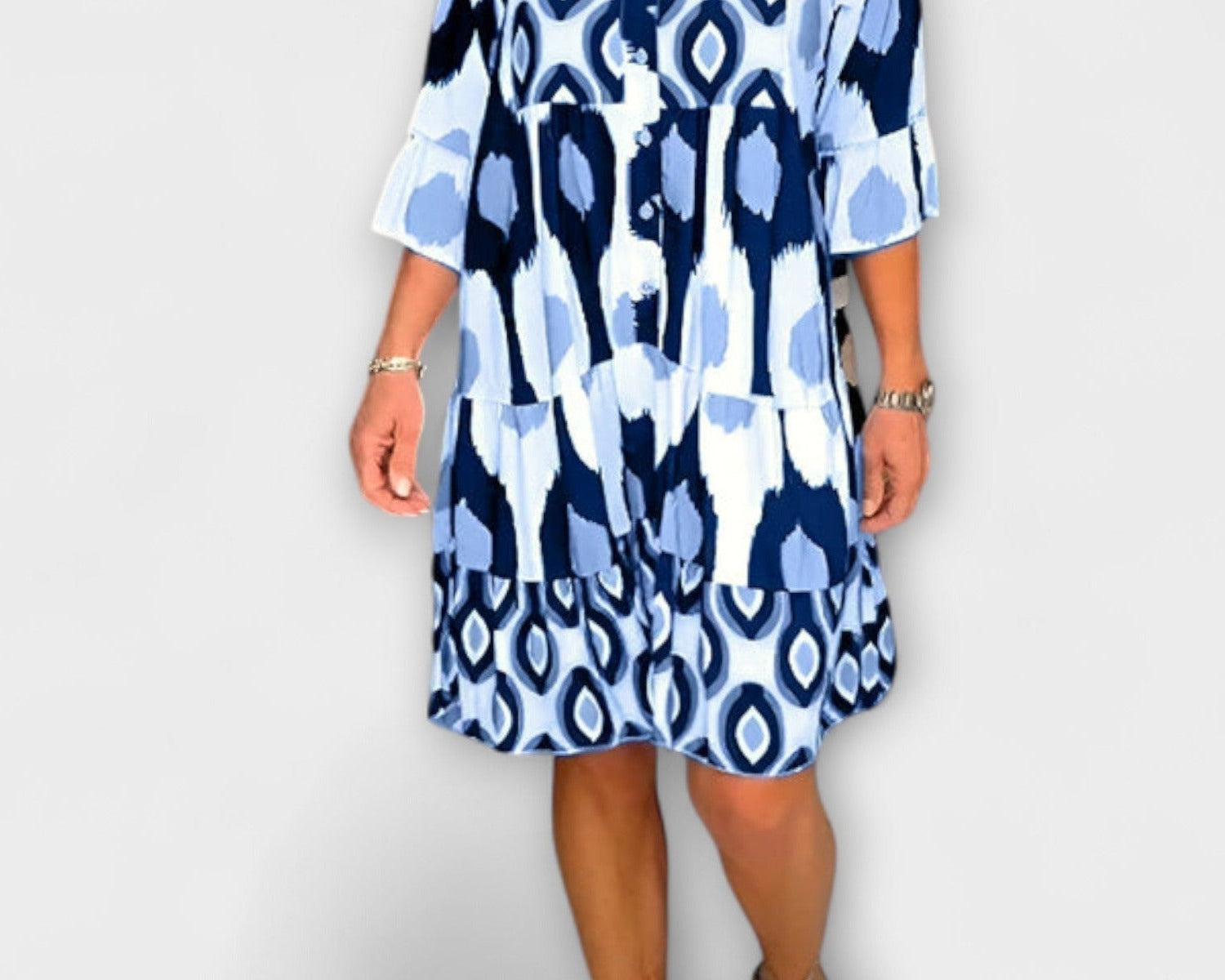 Lavira - Chic Midi Šaty