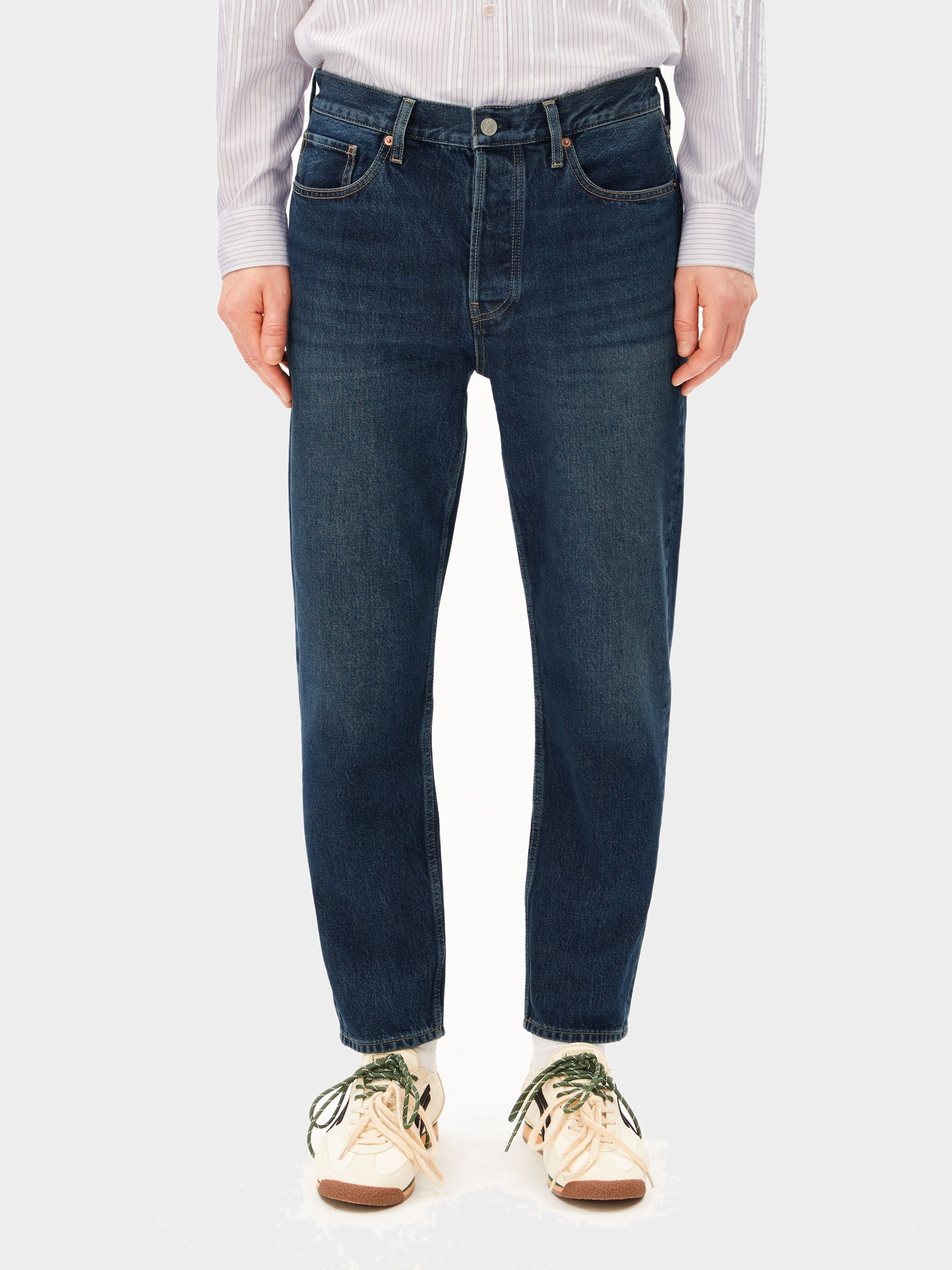 MAAKXY RELAXED TAPERED JEANS | moonstone