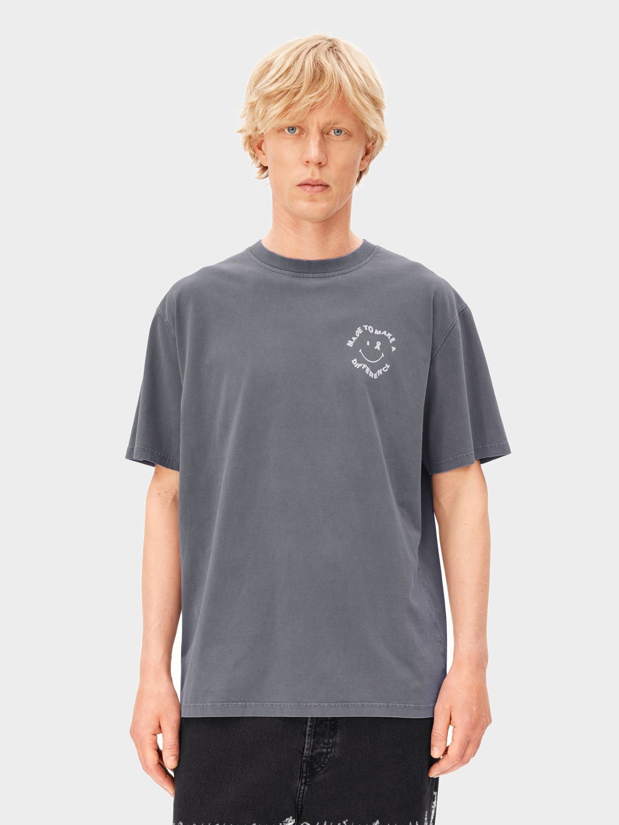 MAARKOS GMT DYE SMILE T-SHIRT | moonshadow washed