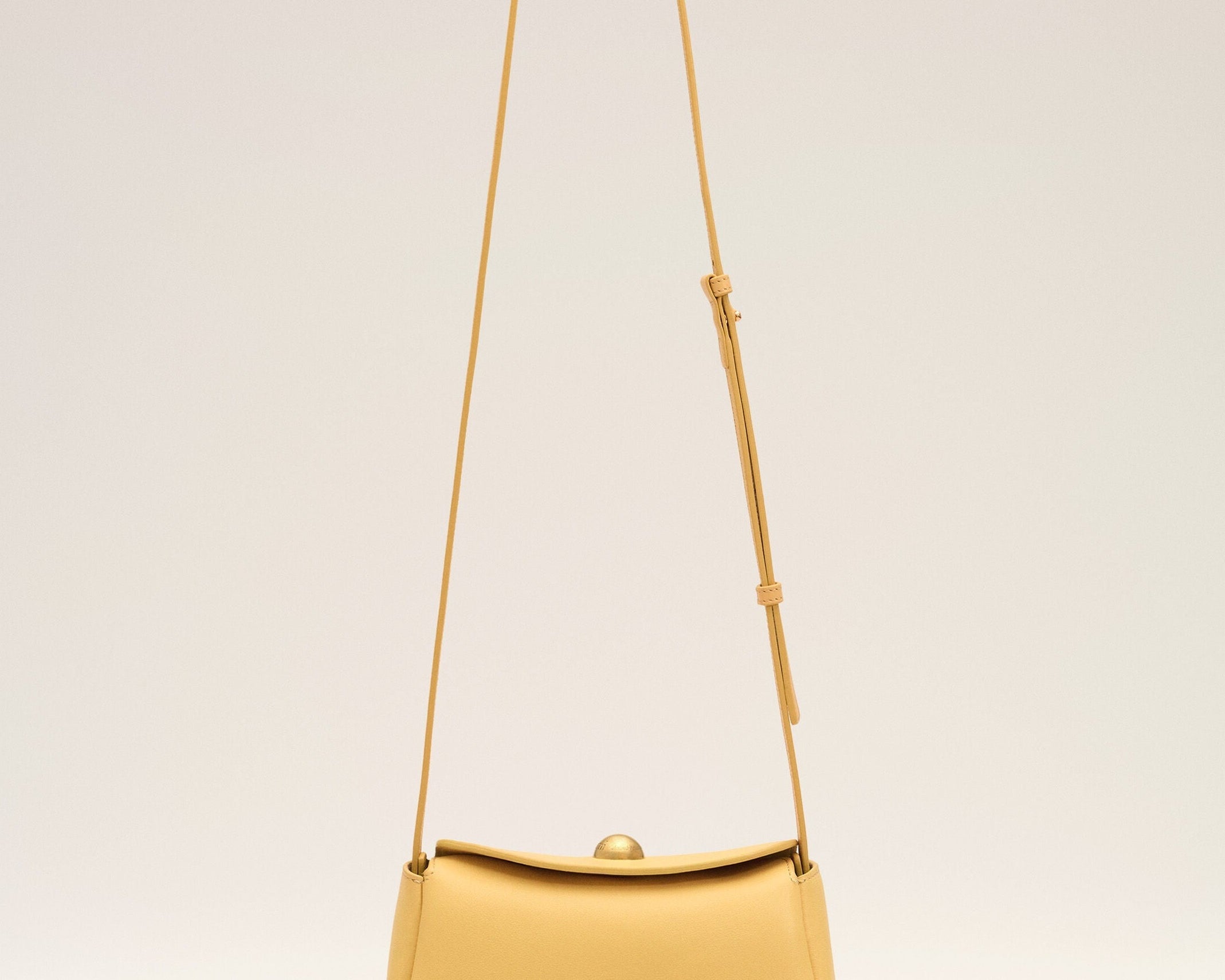 Mini Sac Carrousel jaune en cuir de veau