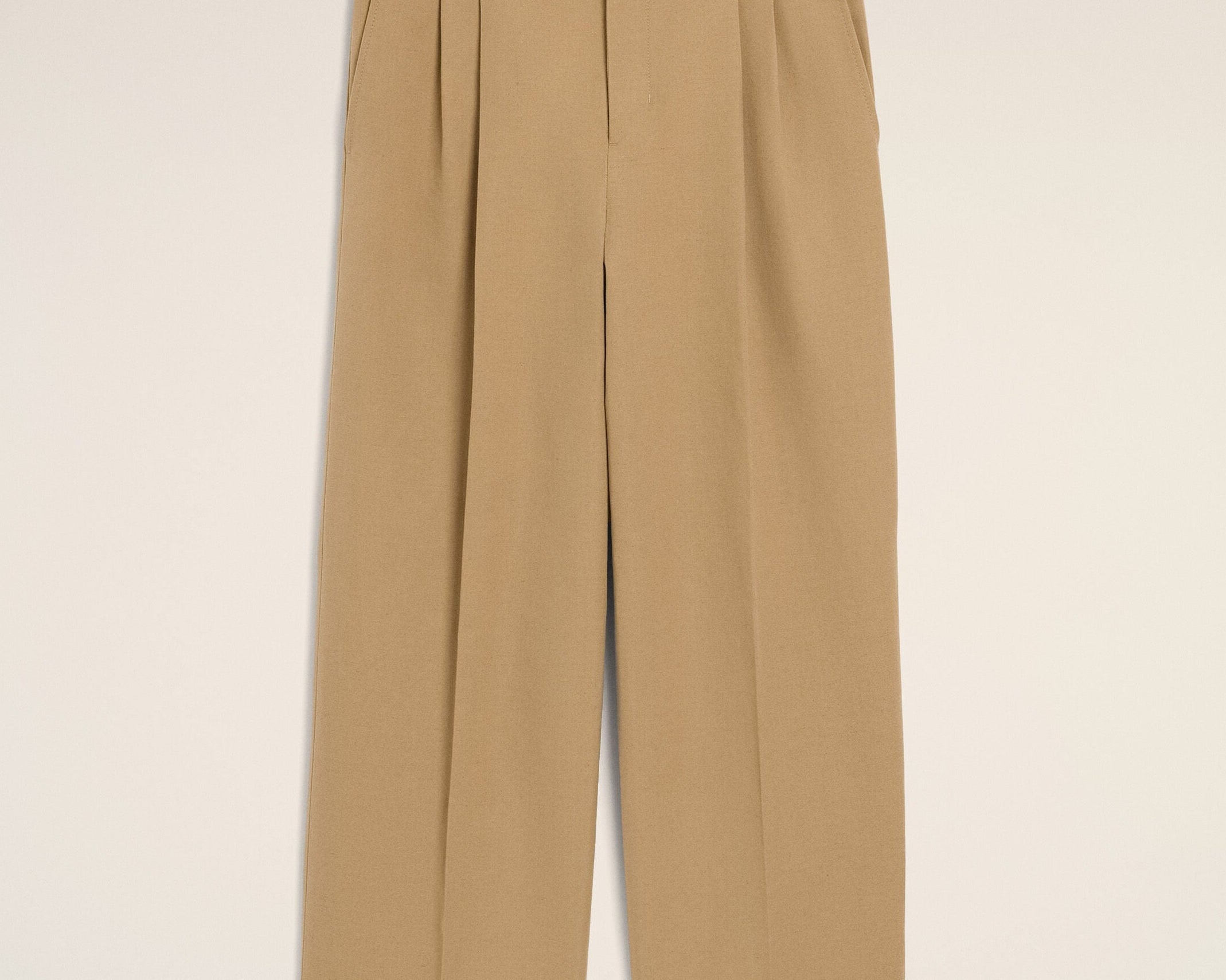 Pantalon beige coupe carotte taille haute en coton et lin