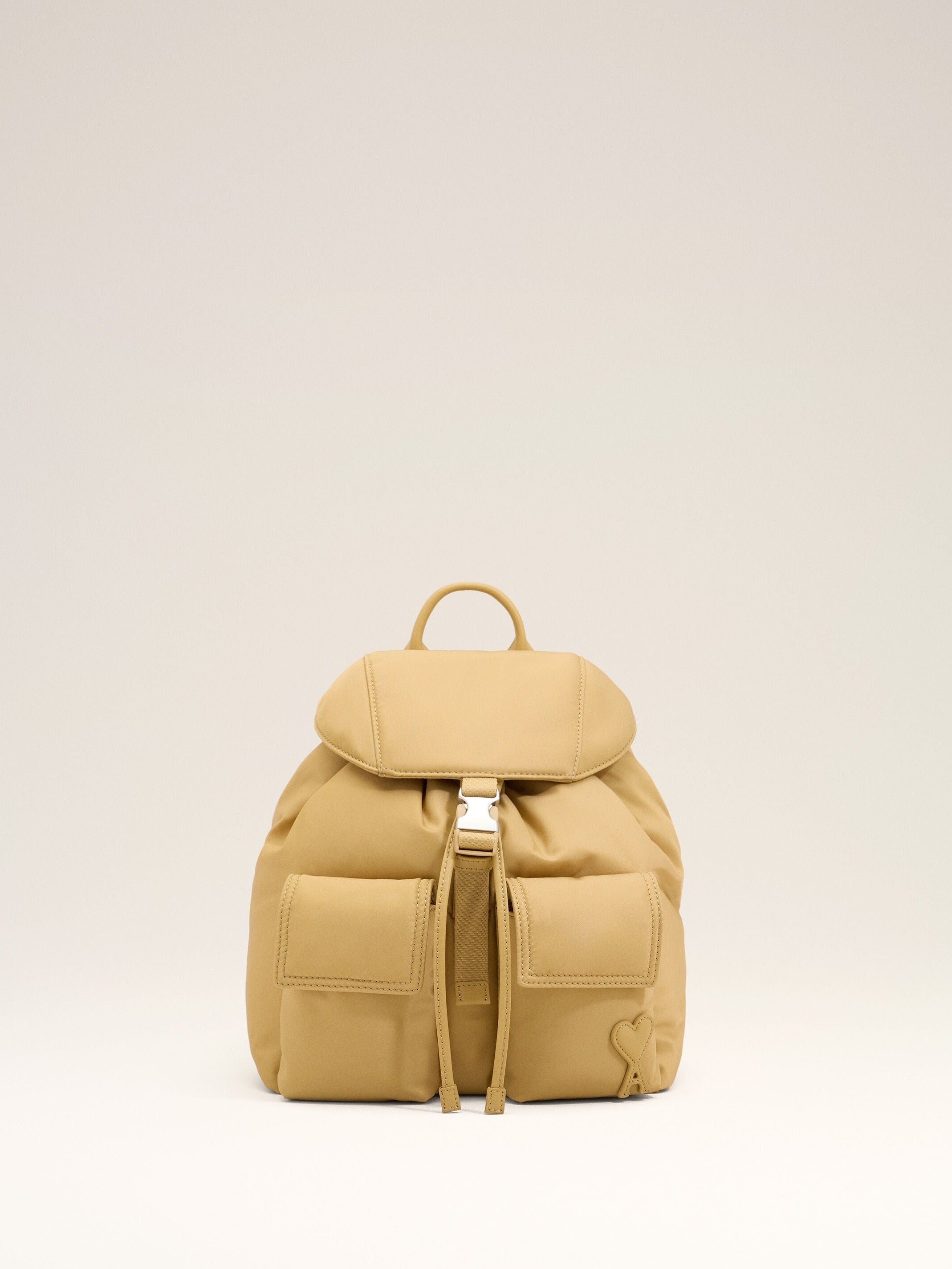 Petit sac à dos à rabat Marcel beige en nylon