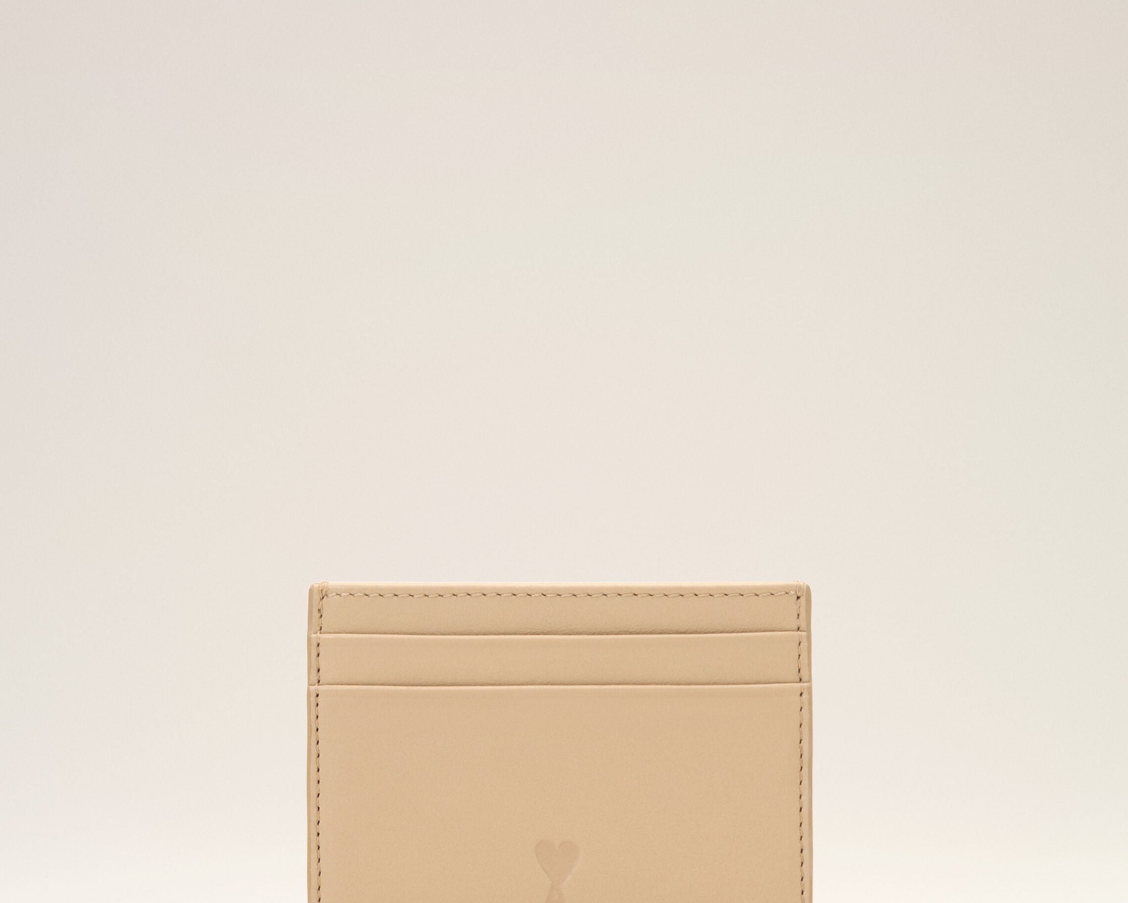 Porte-cartes beige en cuir de vachette Ami de Coeur