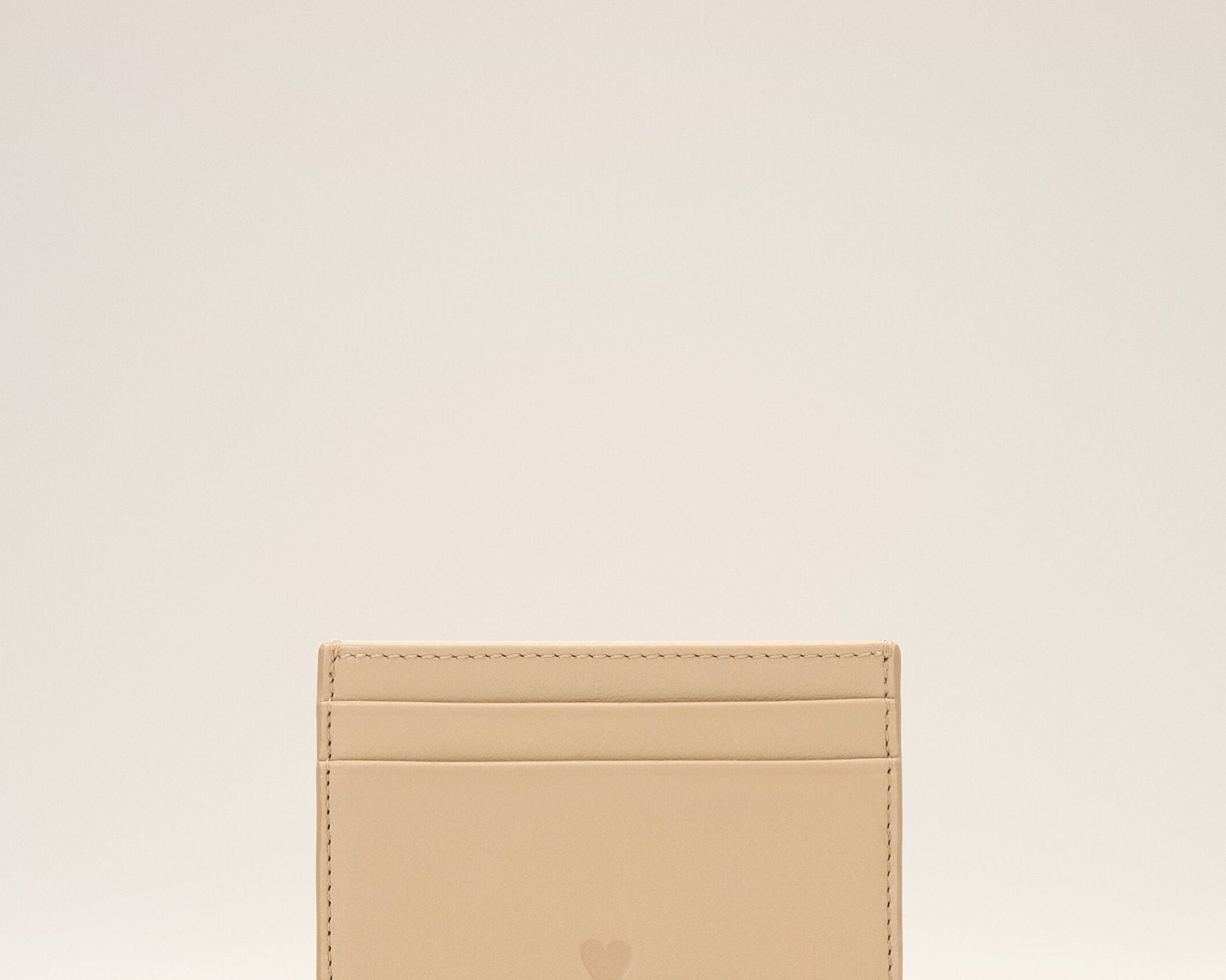 Porte-cartes beige en cuir de vachette Ami de Coeur