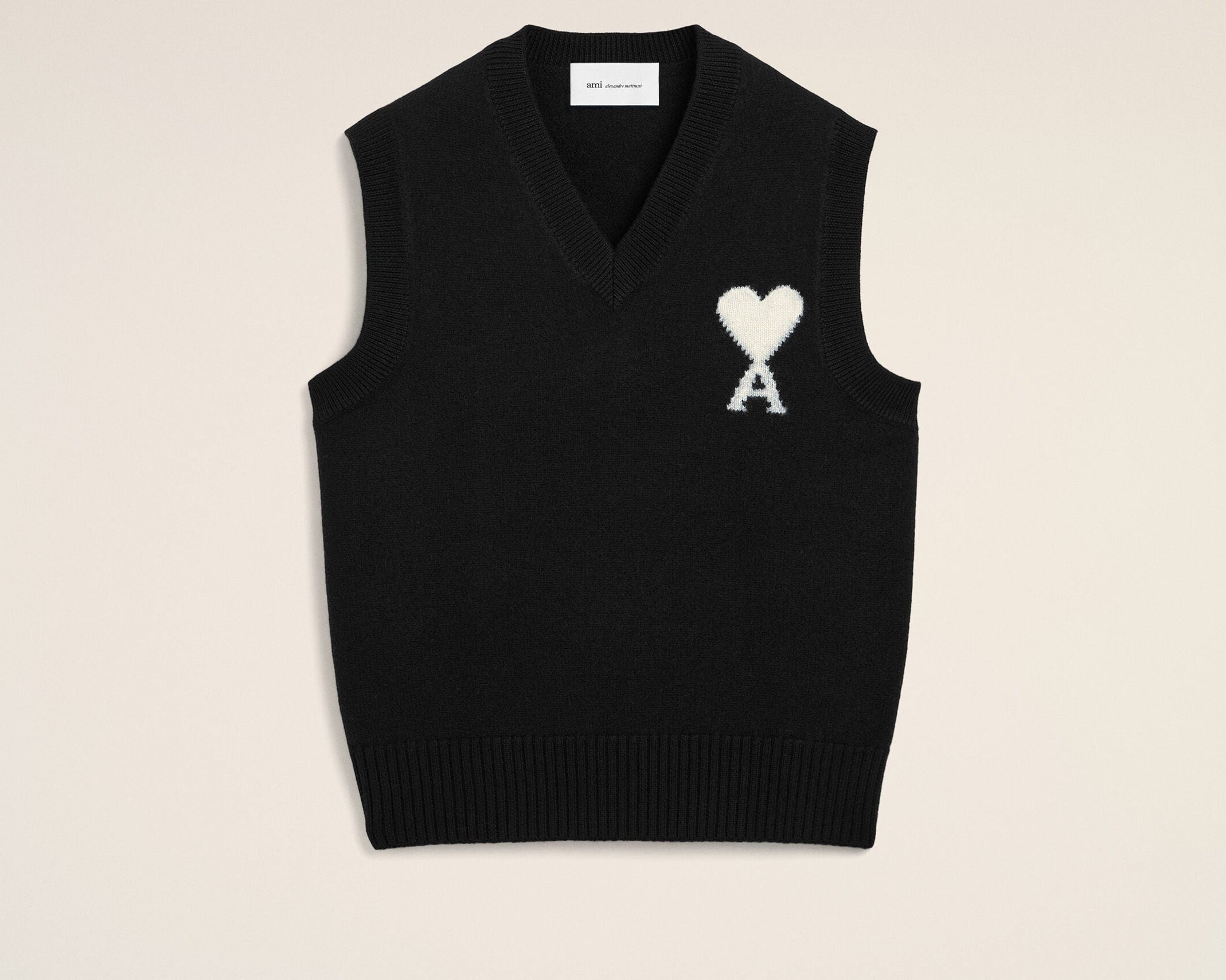 Pull noir en laine sans manches Ami de Coeur