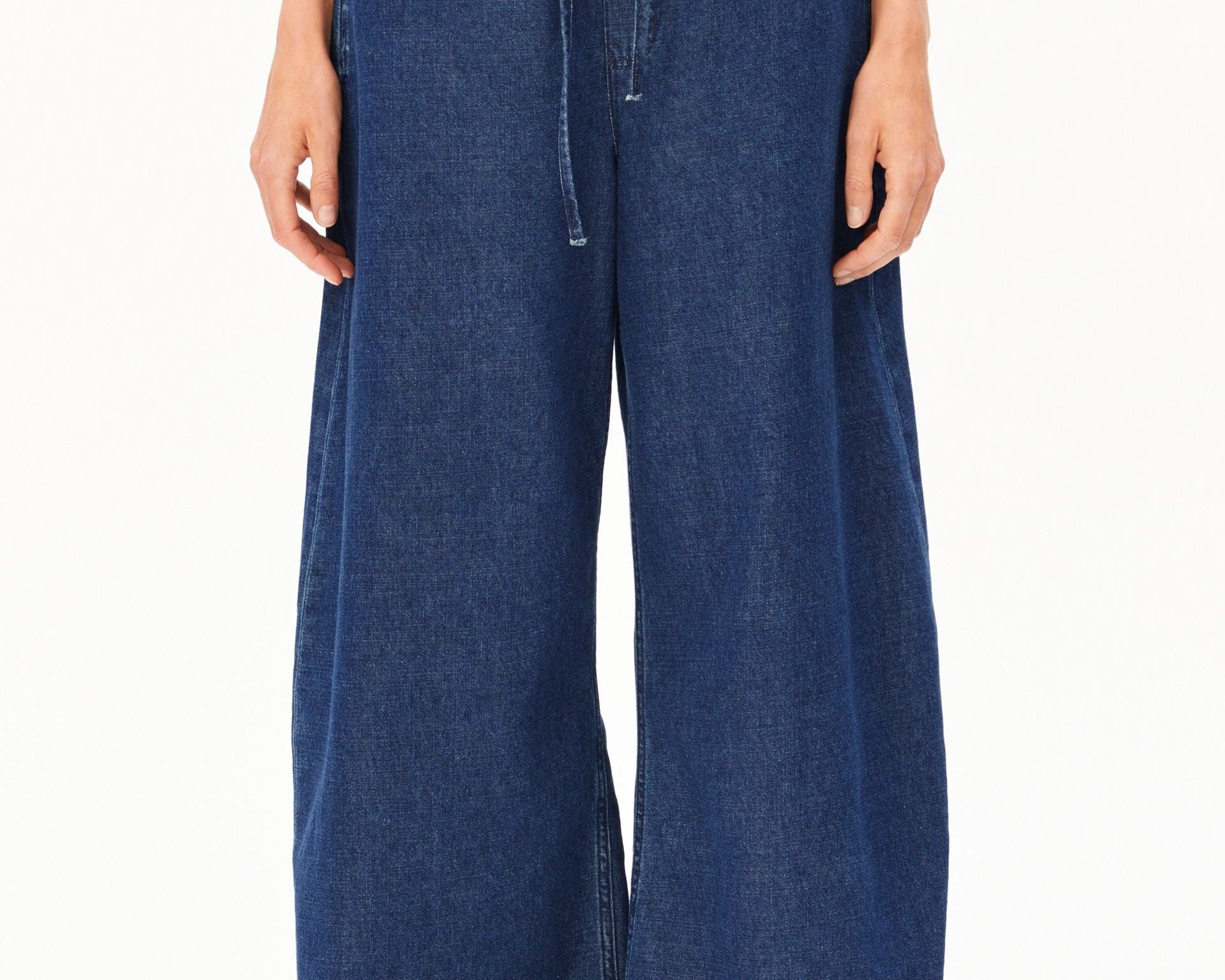PULL-ON BARREL JEANSHOSE | eau