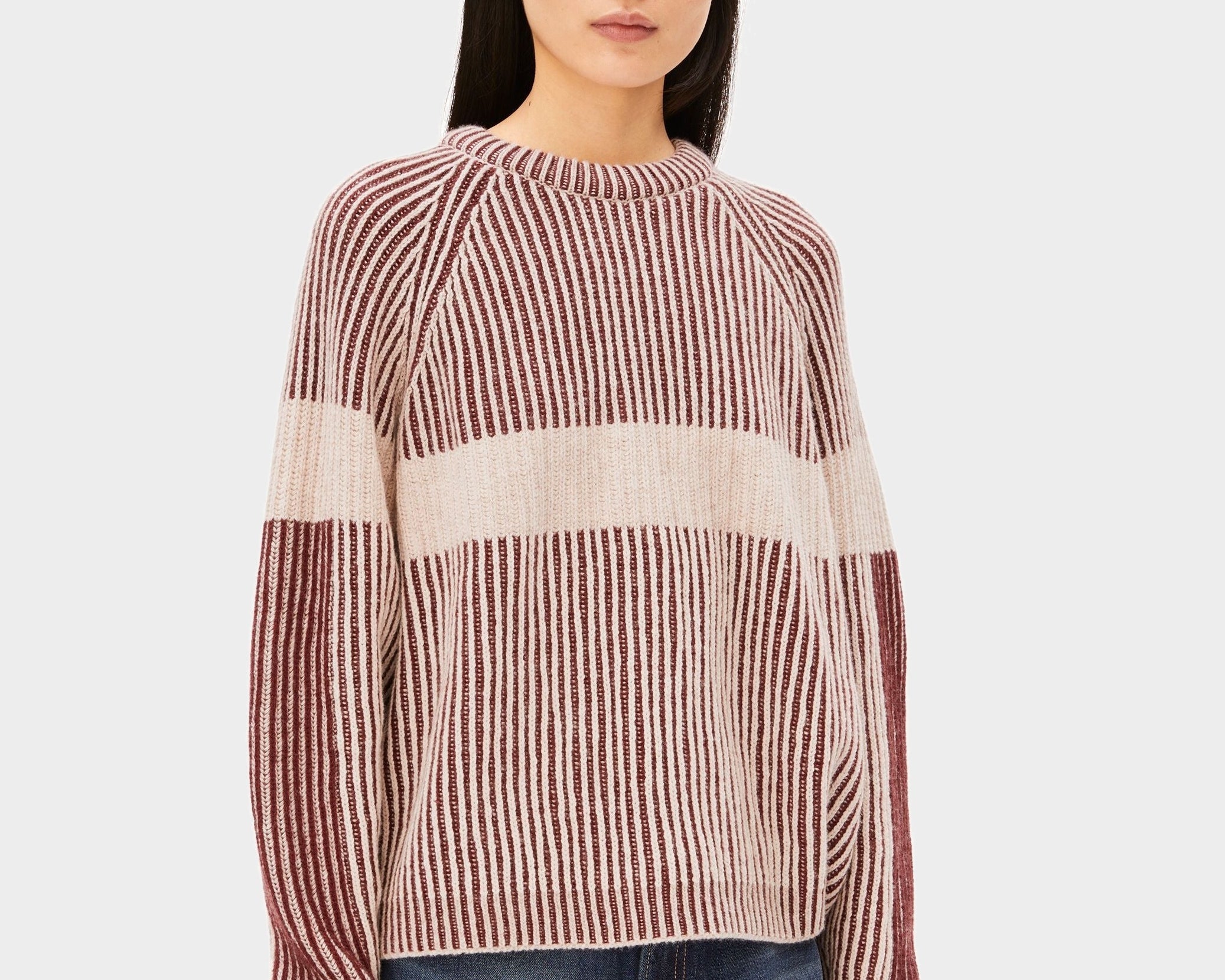 RIPPSTRICKPULLOVER MIT KUNSTWERK | velvet red-oatmilk-honey melange