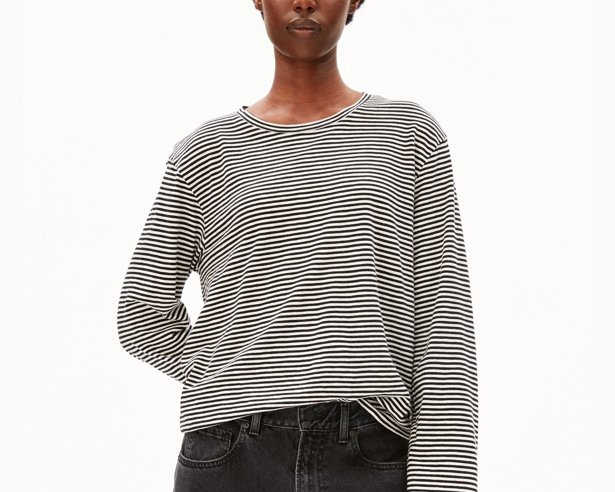 SLUB JERSEY GESTREIFTES LANGARMSHIRT | black-oatmilk