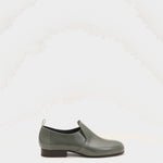 Souliers plats gris en cuir de veau