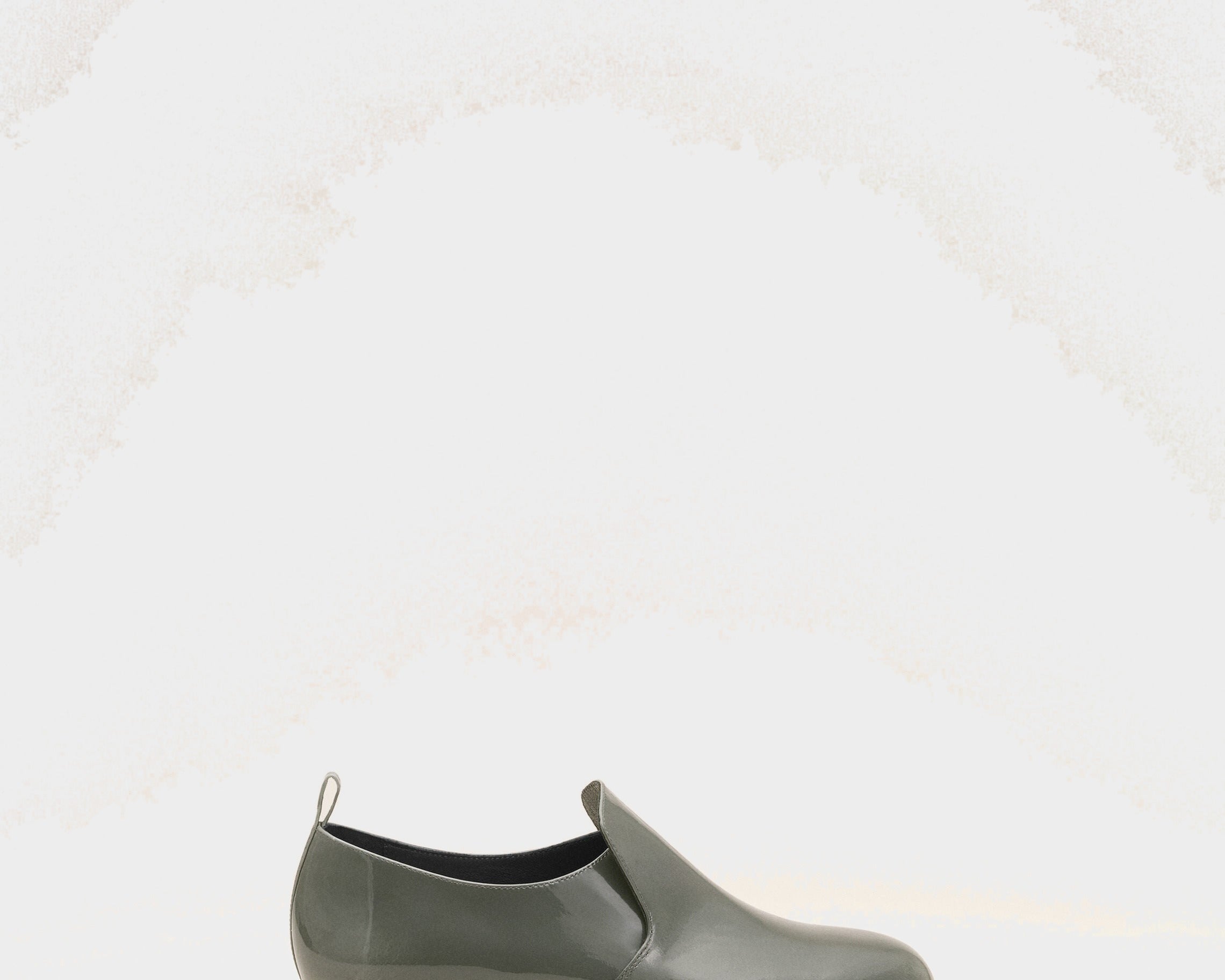 Souliers plats gris en cuir de veau