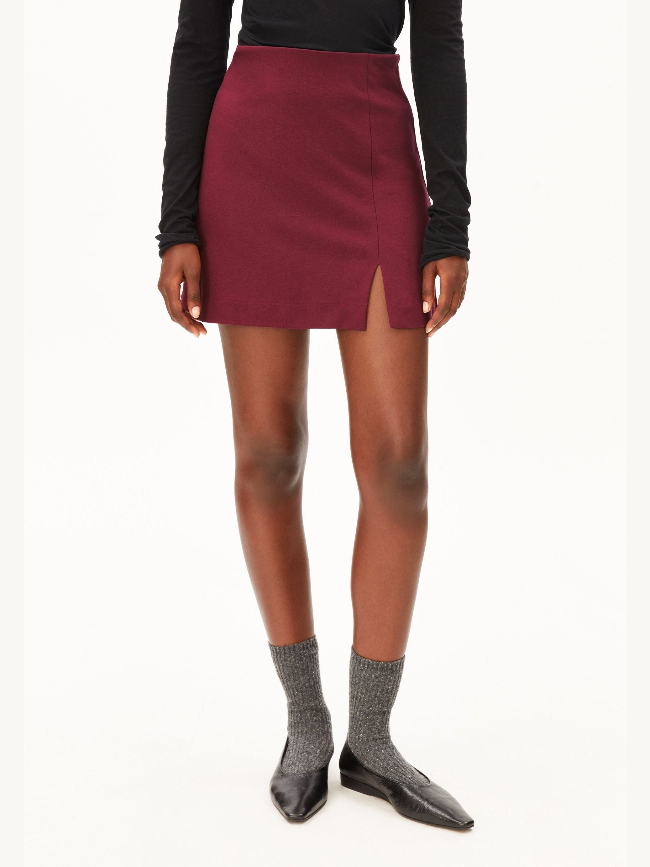 VANJARAA MINI-ROCK | velvet red